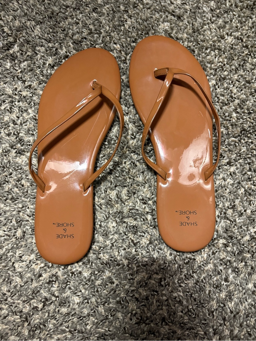 EUC sand and shore women’s sandals size 10